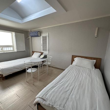 Daegu Dongseongro Gyeong'S Hostel Dış mekan fotoğraf