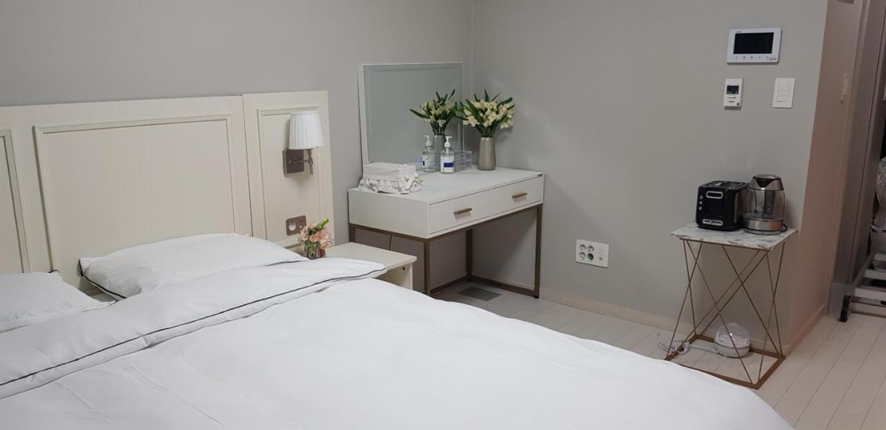 Daegu Dongseongro Gyeong'S Hostel Dış mekan fotoğraf