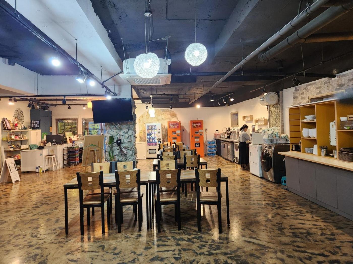 Daegu Dongseongro Gyeong'S Hostel Dış mekan fotoğraf