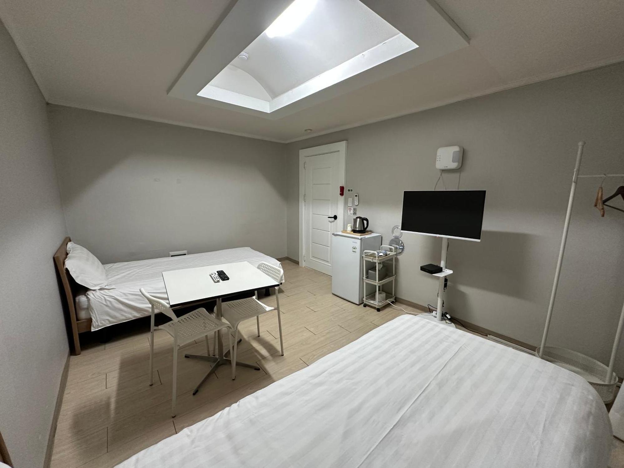 Daegu Dongseongro Gyeong'S Hostel Dış mekan fotoğraf