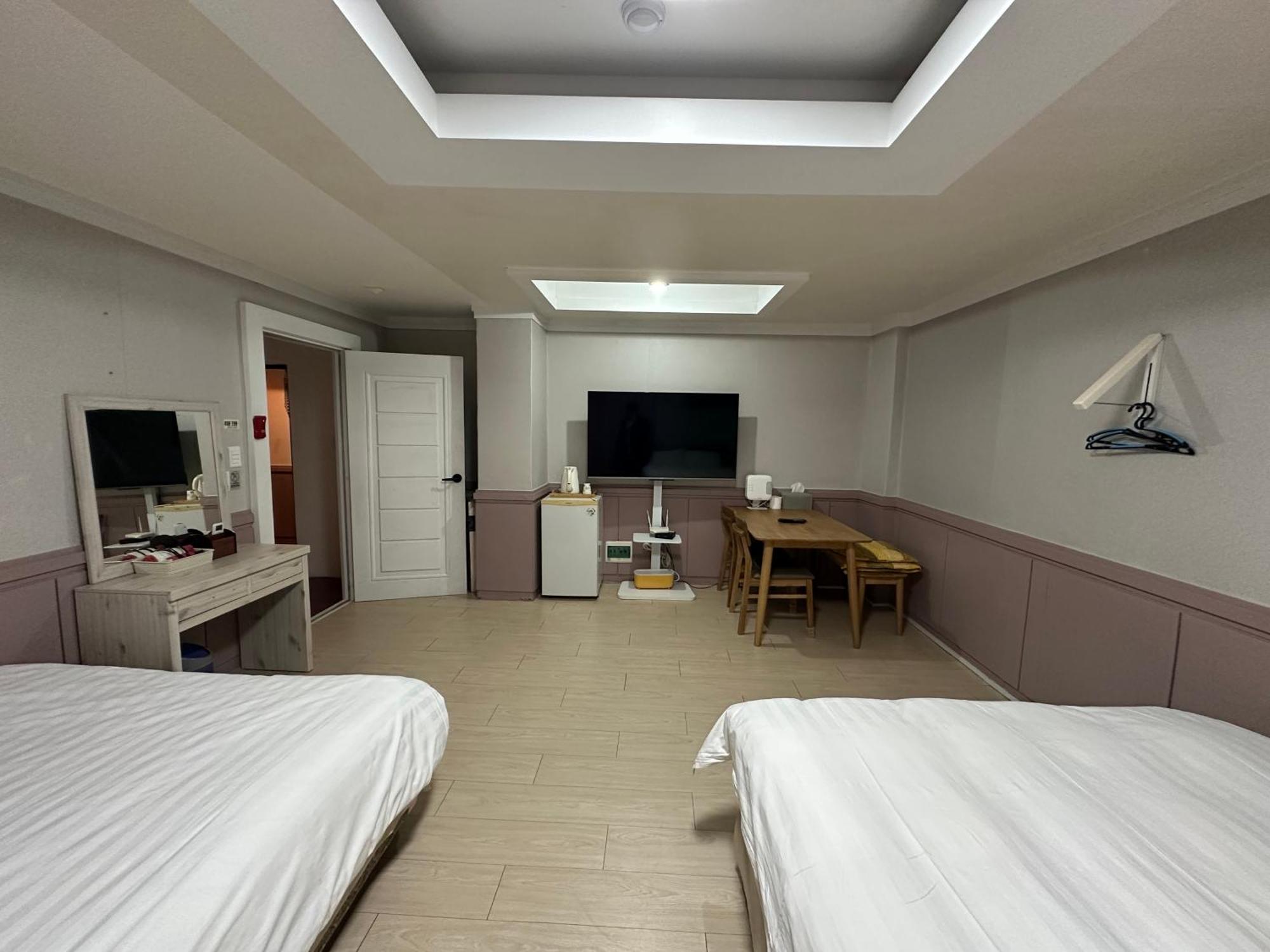 Daegu Dongseongro Gyeong'S Hostel Dış mekan fotoğraf