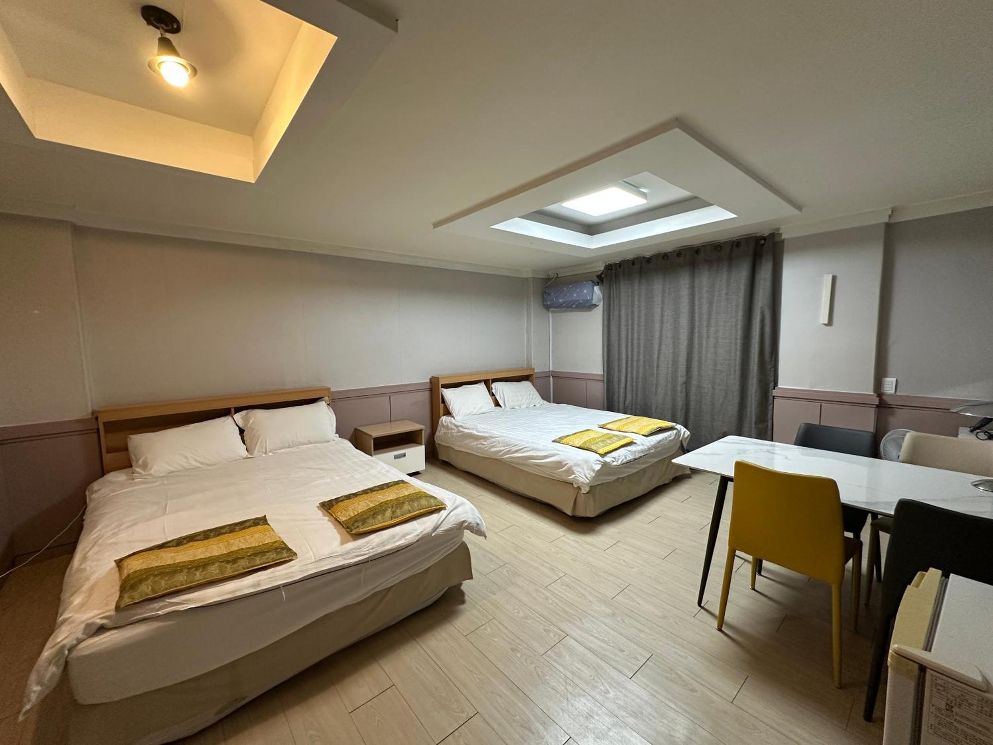 Daegu Dongseongro Gyeong'S Hostel Dış mekan fotoğraf