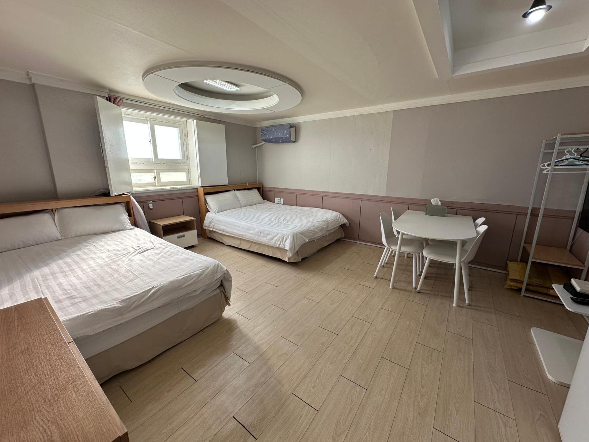 Daegu Dongseongro Gyeong'S Hostel Dış mekan fotoğraf