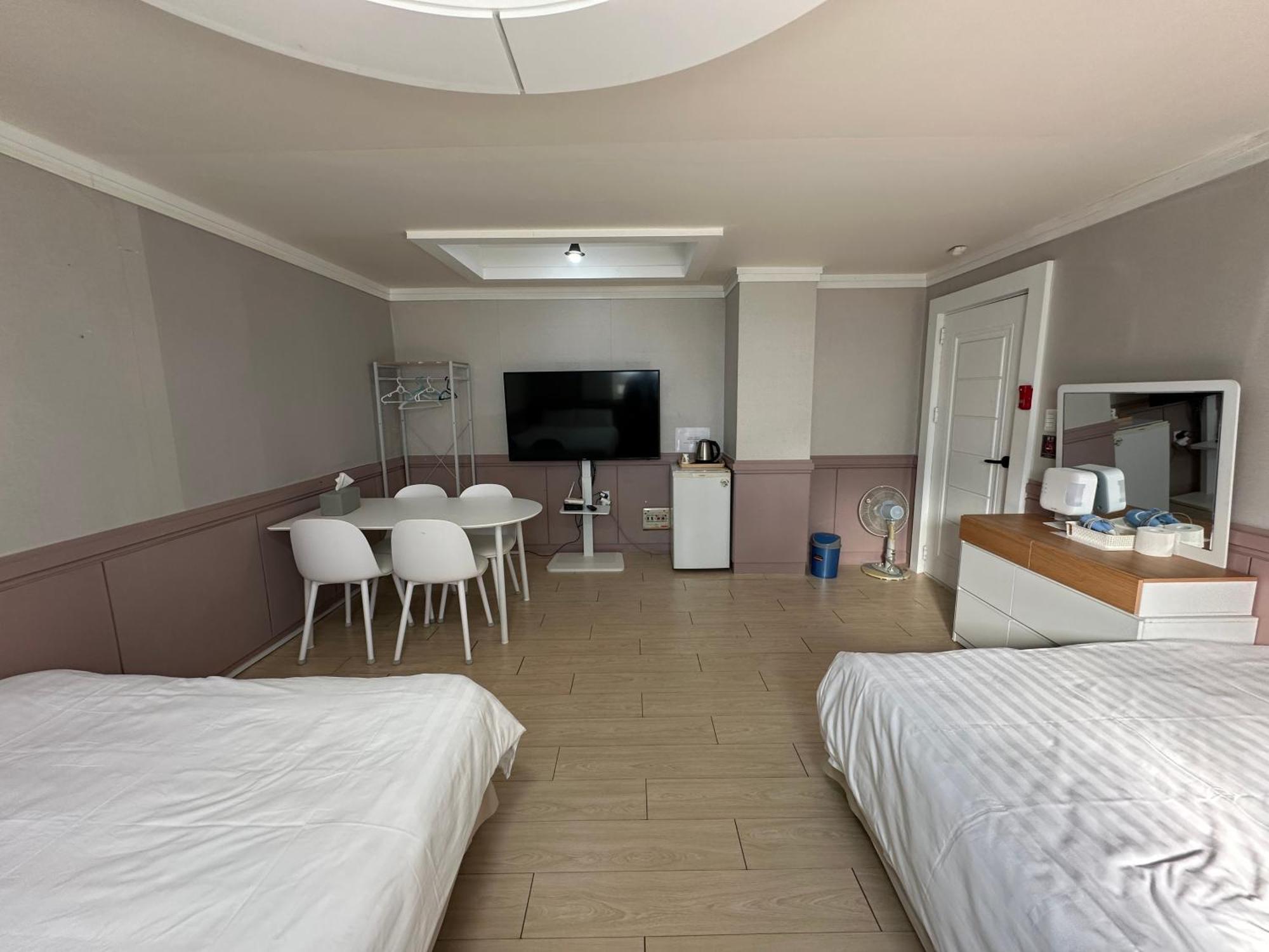 Daegu Dongseongro Gyeong'S Hostel Dış mekan fotoğraf