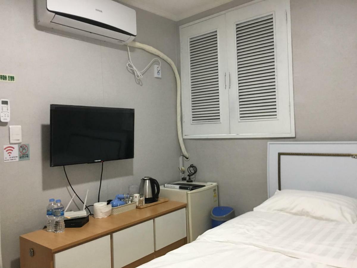 Daegu Dongseongro Gyeong'S Hostel Dış mekan fotoğraf